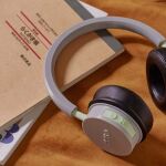 Fabricados con impresoras 3D de alta calidad, llevan Bluetooth y cancelación de ruido.