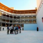 Ayer se pudo ver el aspecto renovado del frontón Beti-Jai tras finalizar en enero pasado los trabajos de rehabilitación / Foto: Cipriano Pastrano