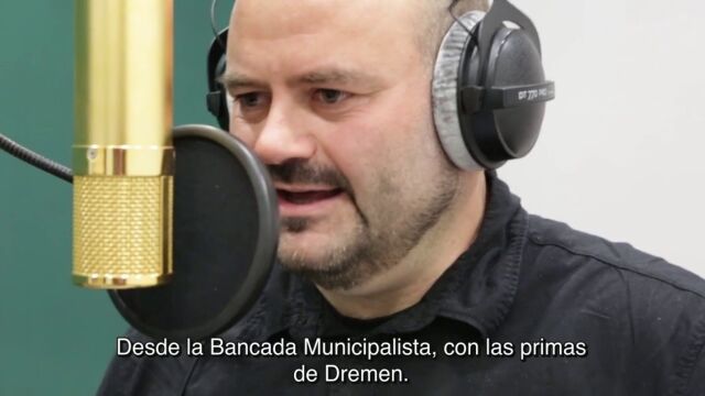 Carmona rapea la campaña de En Pie: "Queremos magdalenas y abrazos pero eso no significa claudicar ante los amos"