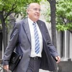 El conseller evitó opinar sobre la imputación de 15 ex altos cargos del Hospital de Sant Pau