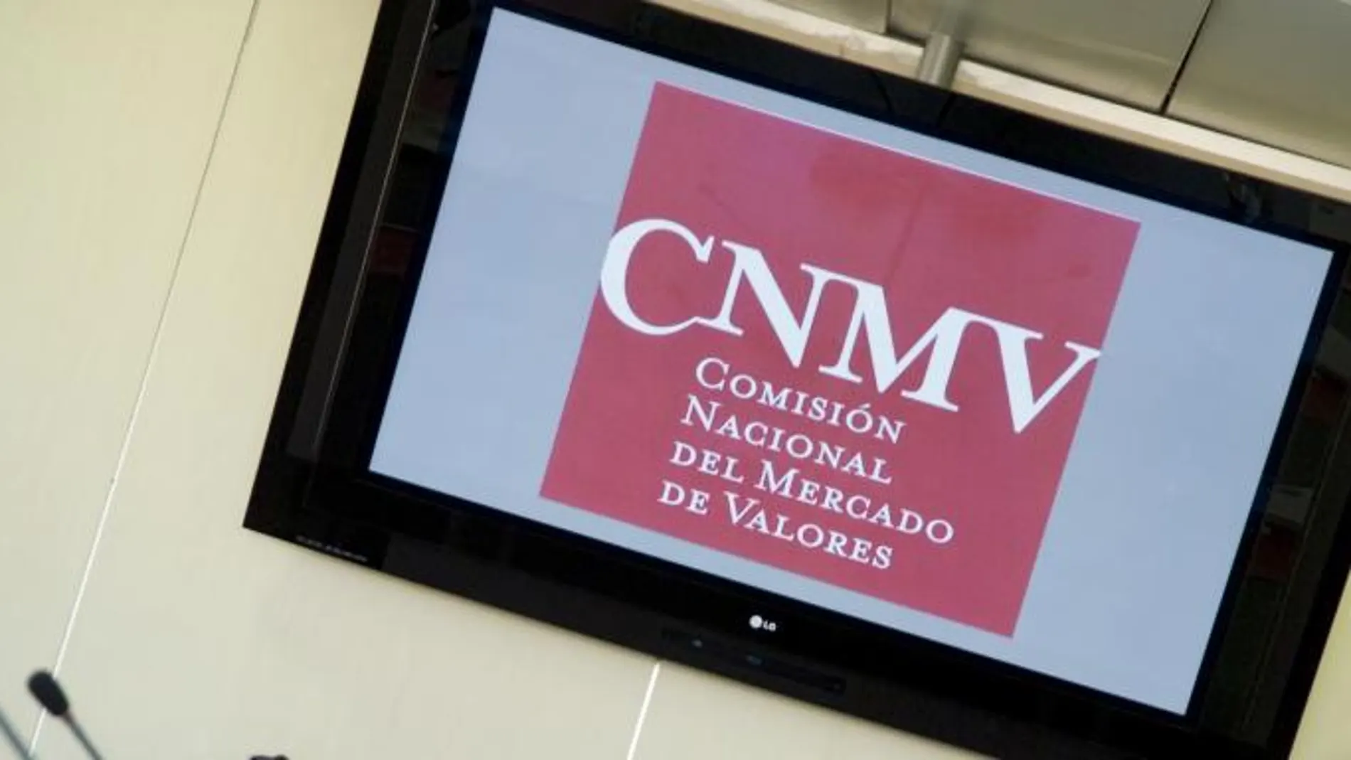 La CNMV advierte de nueve empresas que no están autorizadas para prestar servicios de inversión