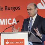 El ministro de Economía y Competitividad, Luis de Guindos, durante la conferencia-coloquio, "Consolidación de la recuperación económica"
