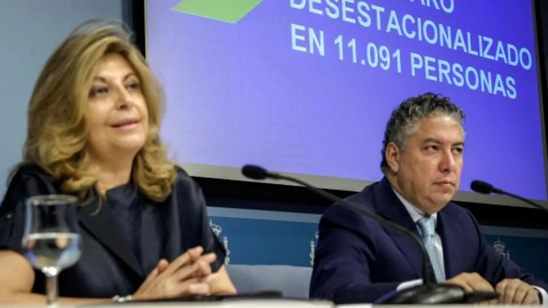 Los secretarios de Estado de Empleo y de Seguridad Social, Engracia Hidalgo (i) y Tomás Burgos, respectivamente.