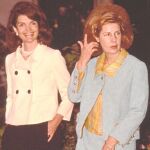 La viuda del presidente, Jackie Kennedy, visitó en varias ocasiones España, a veces acompañada de la Duquesa de Alba