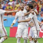 Jordi Alba, Xabi Alonso, Silva y Sergio Ramos celebran el gol de la Selección ante Holanda