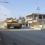 Fuerzas de seguridad iraquíes y de los grupos tribales, en las calles de Ramadi