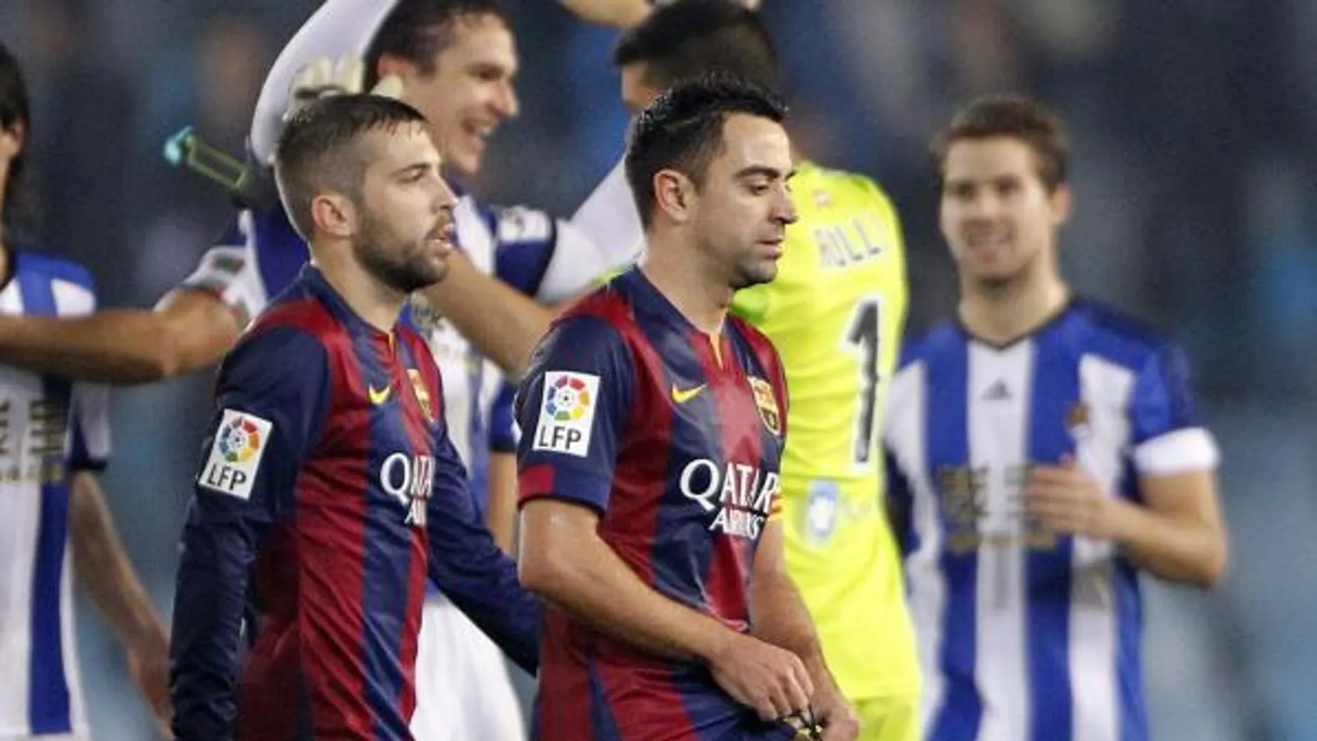 Xavi, junto a Jordi Alba, se retira, tras la derrota frente a la Real Sociedad este pasado fin de semana