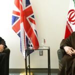 El primer ministro británico, David Cameron, mantiene una reunión con el presidente iraní, Hasán Rohani