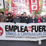 Los líderes sindicales, Ángel Hernández (CCOO), Agustín Prieto (UGT) y Marcelo García (FTSP-USO) encabezaron la protesta en Valladolid