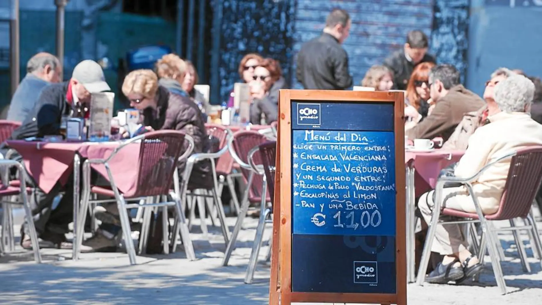 Los cheques restaurante, que no podían sobrepasar el máximo de nueve euros por vale, eran considerados sueldo en especie