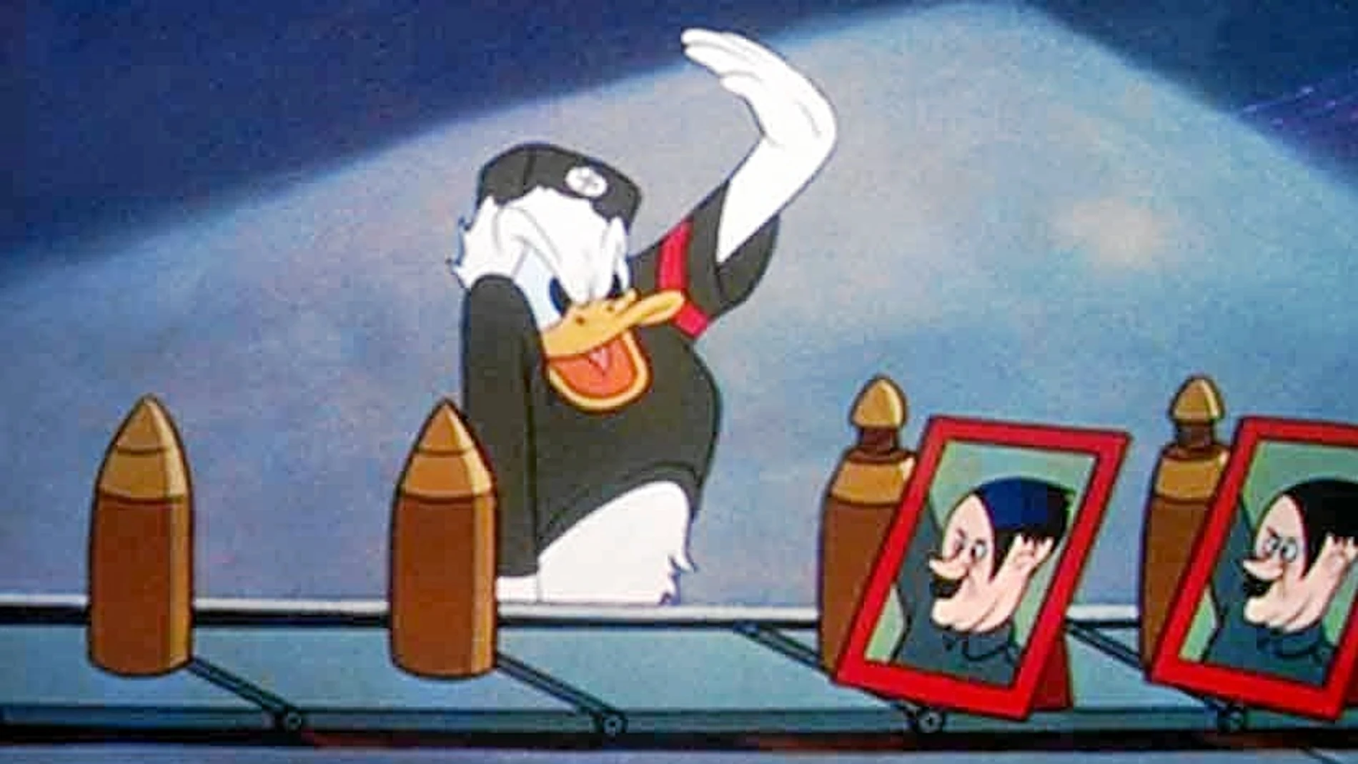 Fotograma de «El rostro del Führer», un momento clave en la historia de Disney