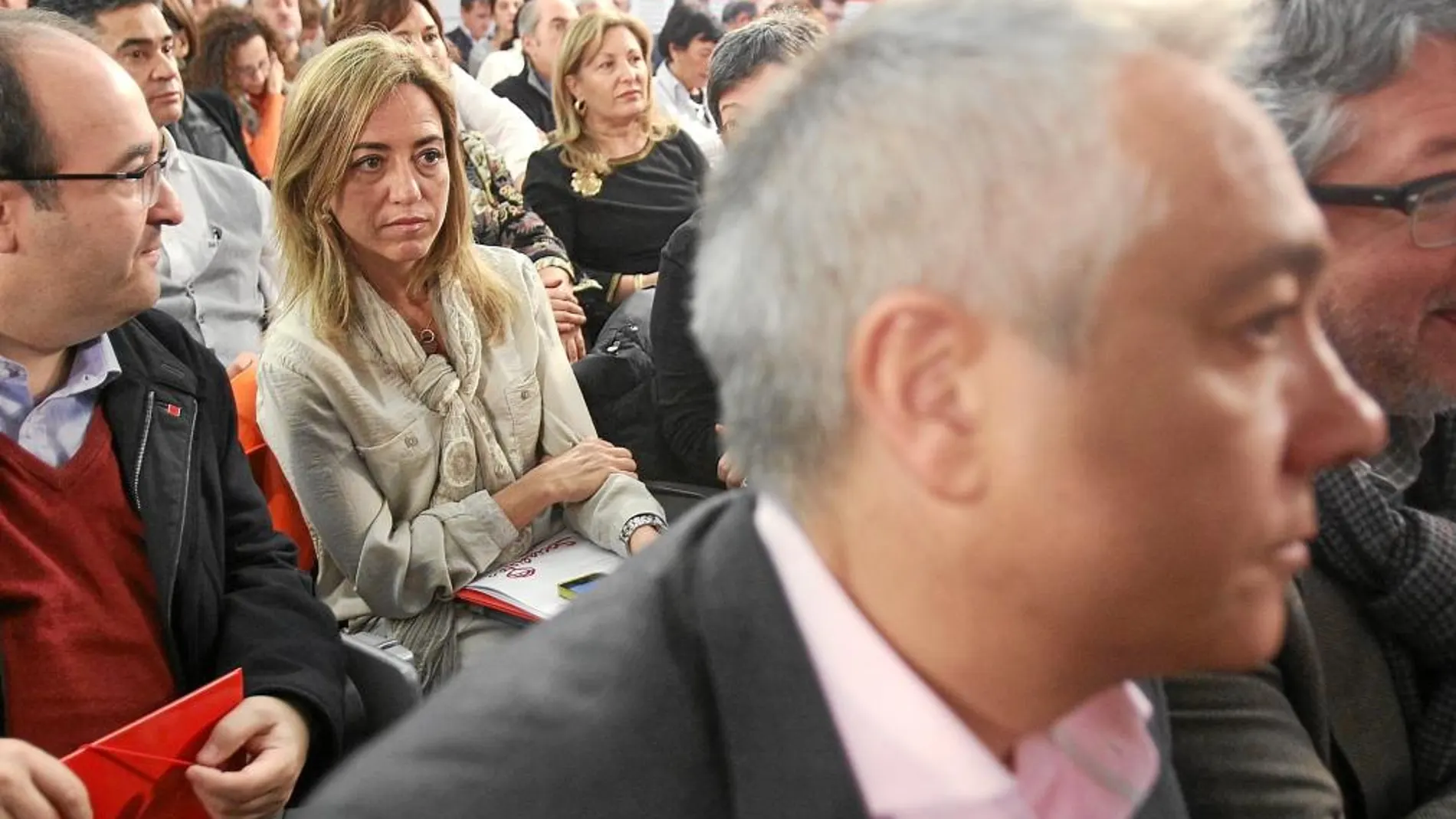 Pere Navarro y Carme Chacón, ayer en el Comité Federal del PSOE