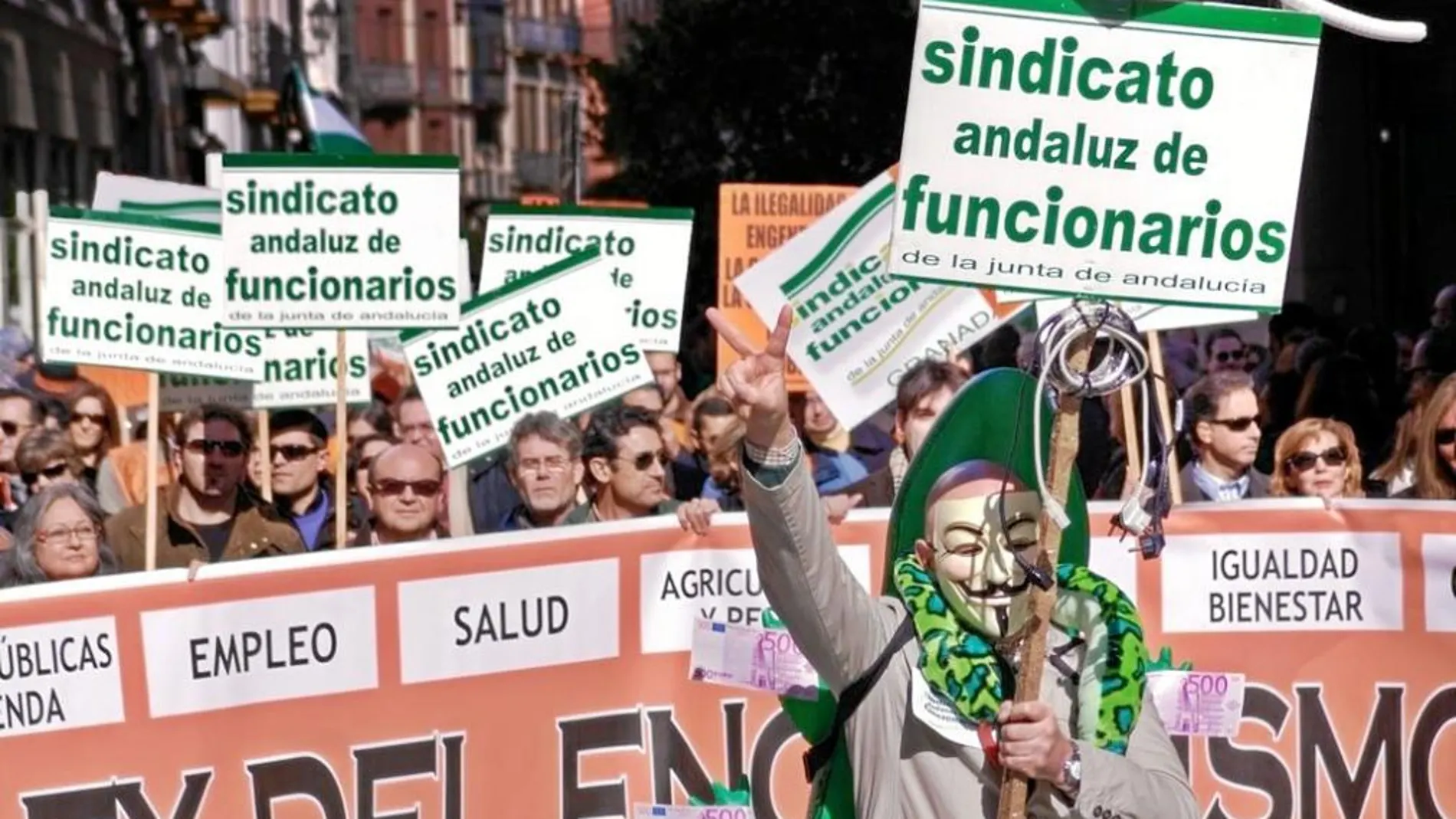 Funcionarios, en una de las numerosas manifestaciones que han protagonizado por la Ley de Reordenación del Sector Público