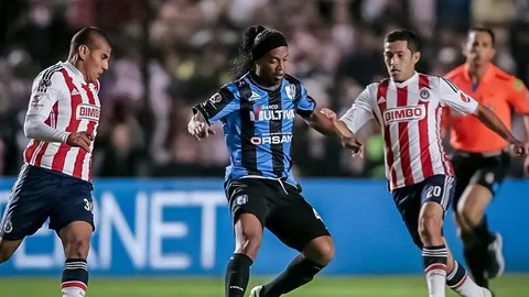 Ronaldinho en el Querétaro.