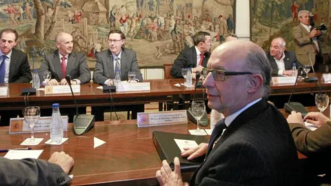 El Ministerio que dirige Montor puso ayer deberes a las Autonomías para iniciar la reforma de la financiación
