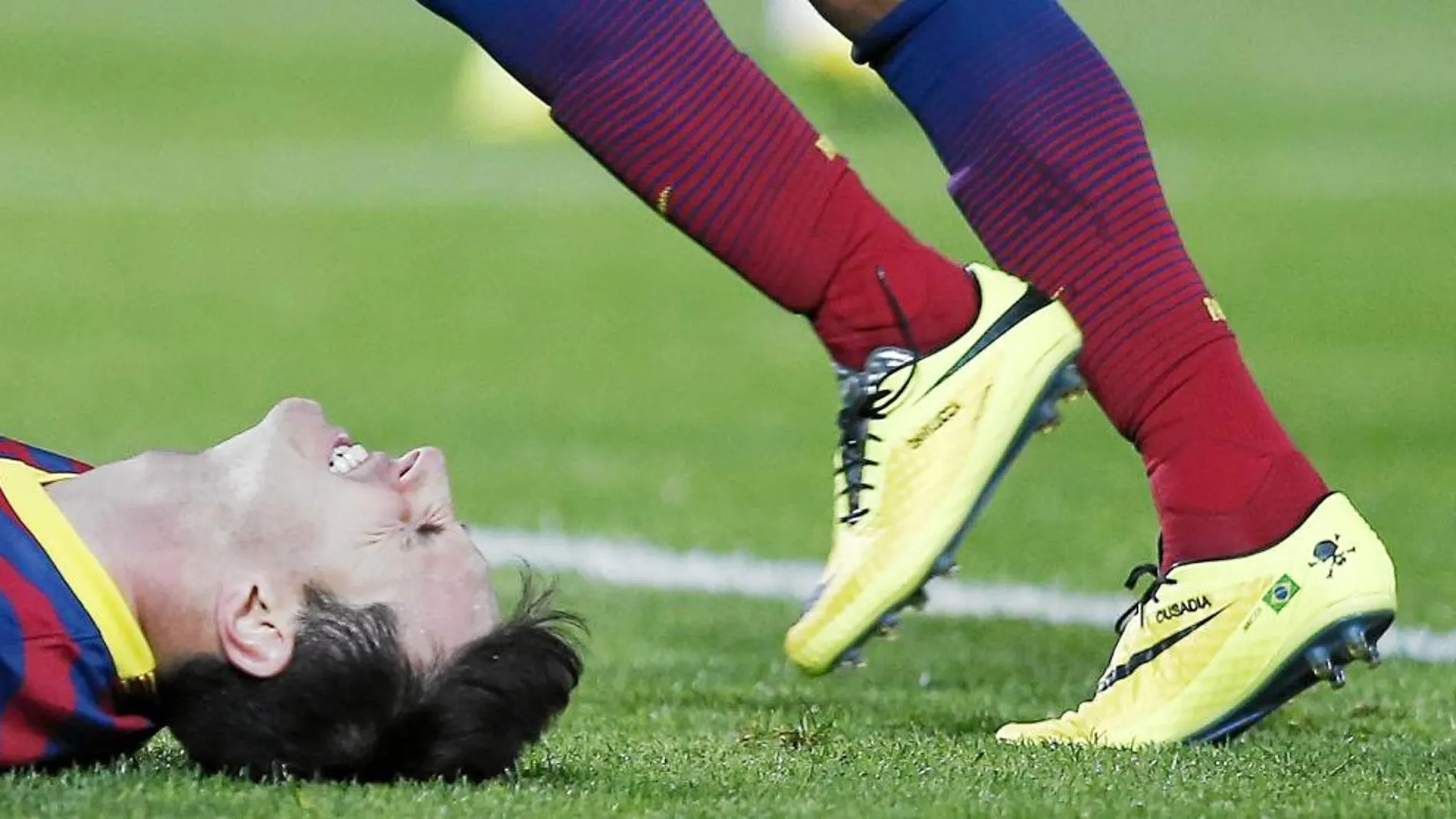 La imagen de Messi sobre el césped refleja su impotencia y la del Barcelona