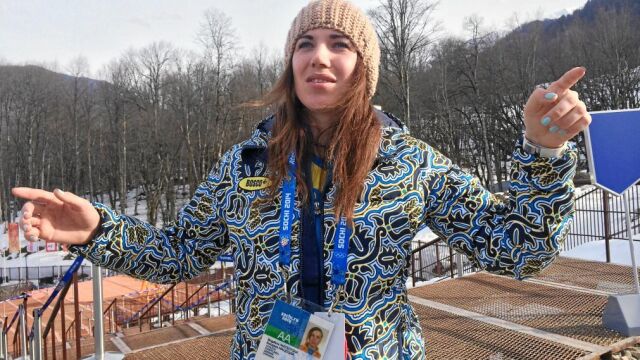Bogdana Matsotska en ropa de calle tras anunciar que se retiraba de los Juegos