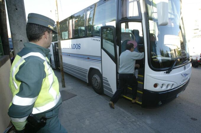 El 90% de los accidentes relacionados con el transporte escolar ocurren durante las operaciones de subida y bajada del vehículo.