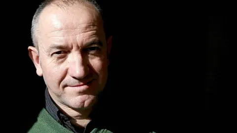 Philippe Claudel: «El psicoanálisis debería utilizar aromas para descubrir traumas»