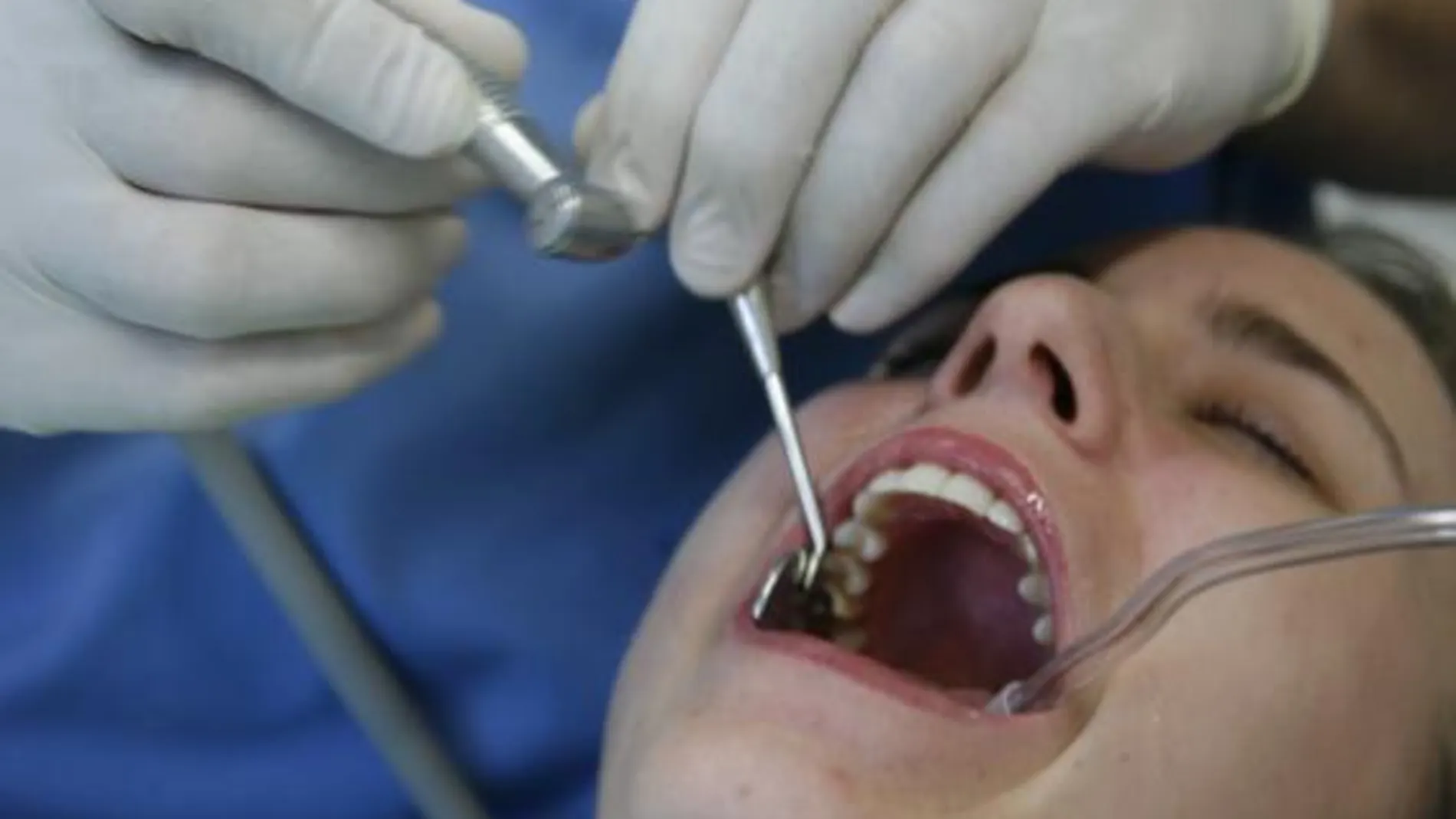 Odontofobia: el miedo al dentista y la crisis «pican» los dientes