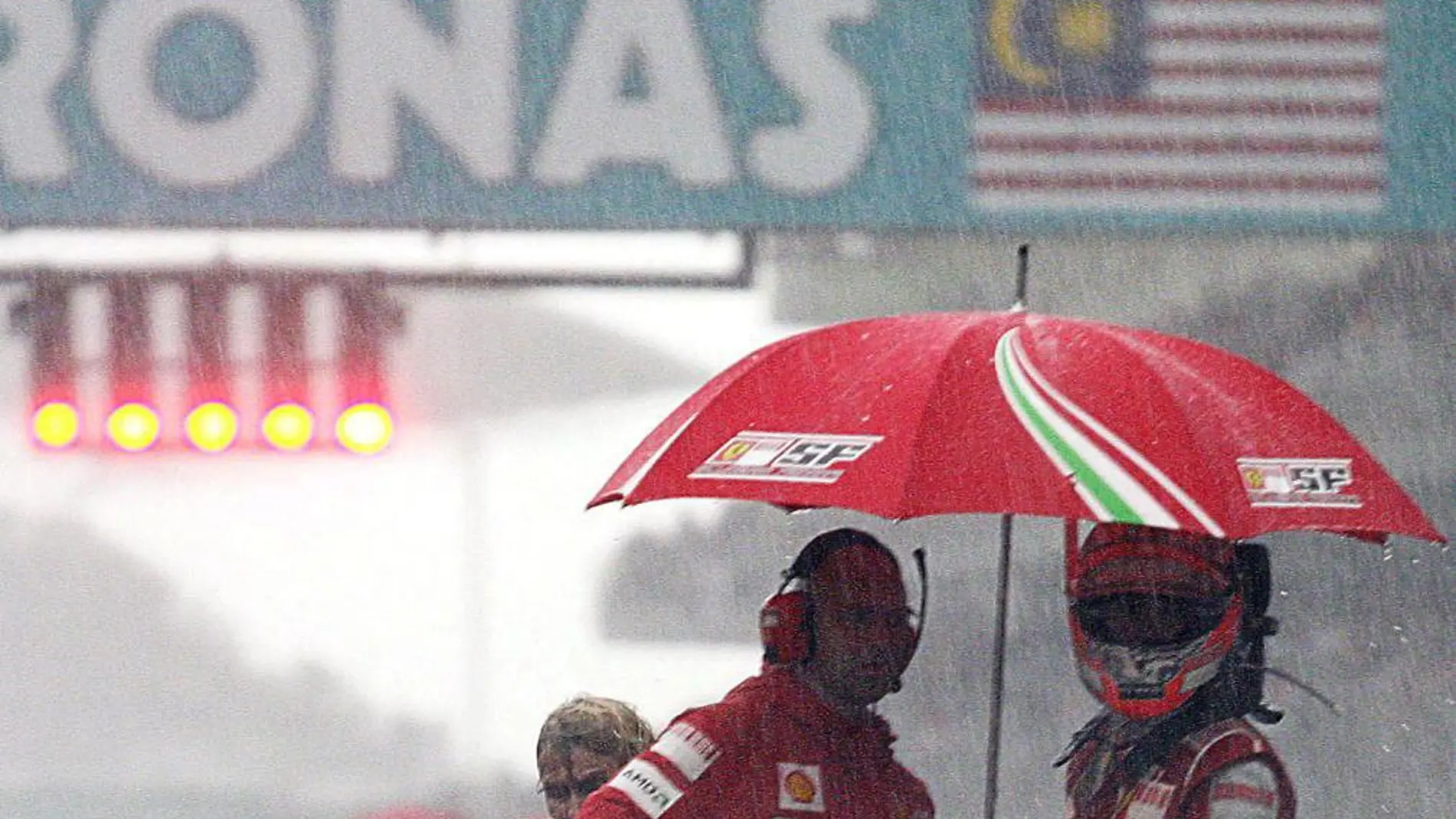 La lluvia, la humedad y el calor suelen acompañar a los pilotos en el GP de Malasia.