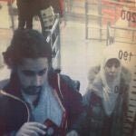 Captura del vídeo que muestra a Hayat Boumeddiene en el control de pasaportes en el aeropuerto de Estambul