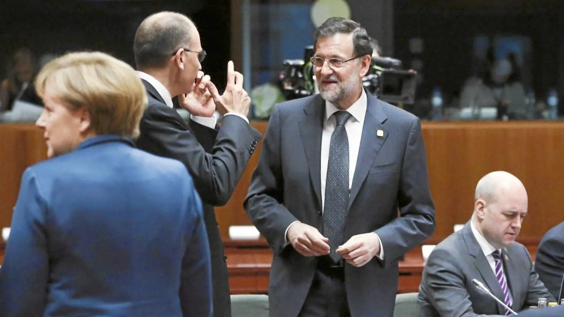 Rajoy, ayer, con Letta defendió la mejora del diálogo estratégico entre los socios europeos
