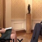 El ministro de Exteriores ruso, Sergey Lavrov, durante la entrevista con la agencia Ruptly