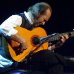 El mundo de la cultura llora la pérdida del guitarrista Paco de Lucía.