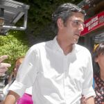El candidato Eduardo Madina, ayer durante su visita a Granada, donde tuvo un encuentro con militantes andaluces