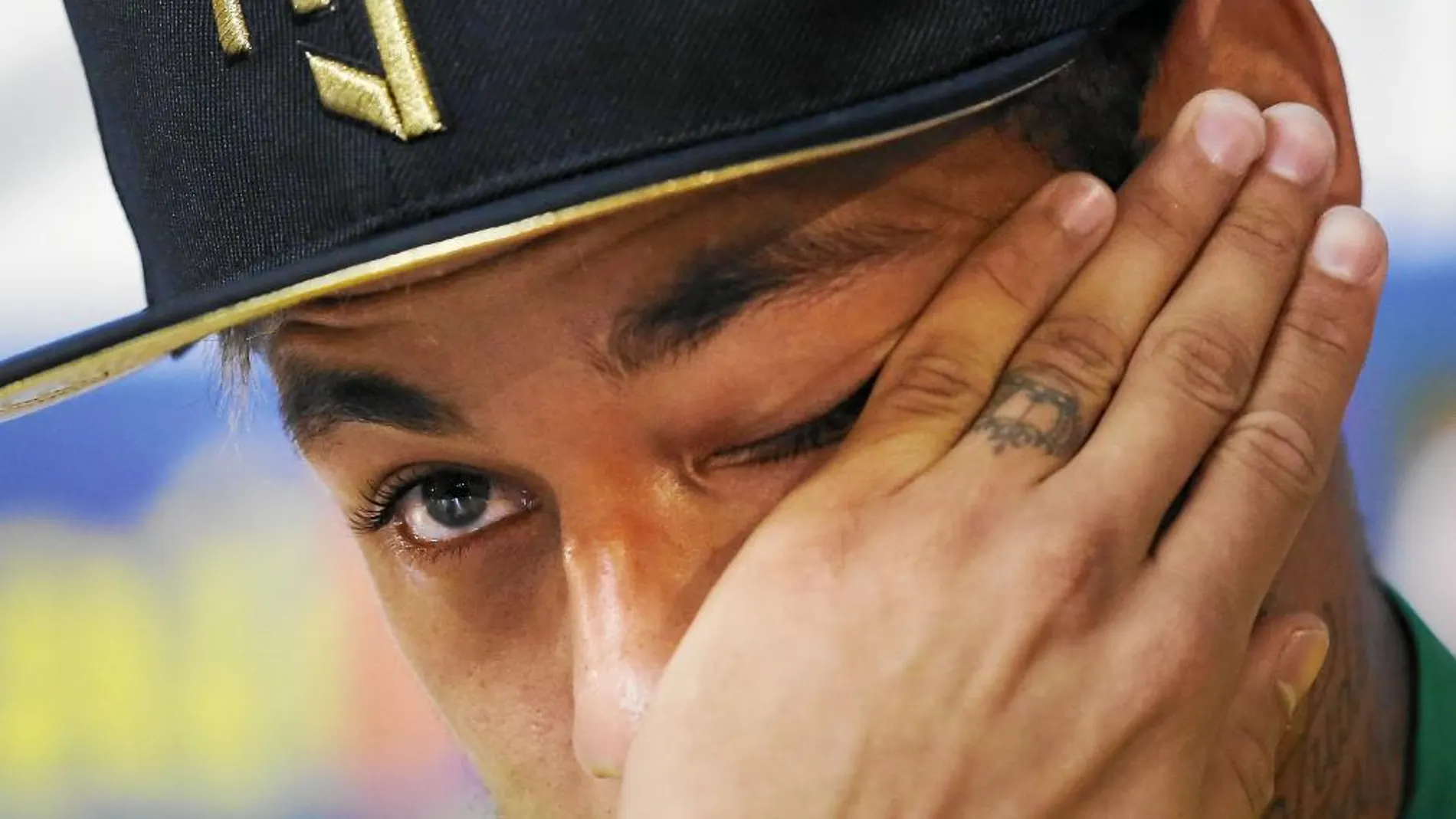 Cara a cara: ¿Traiciona neymar a brasil al apoyar a argentina?