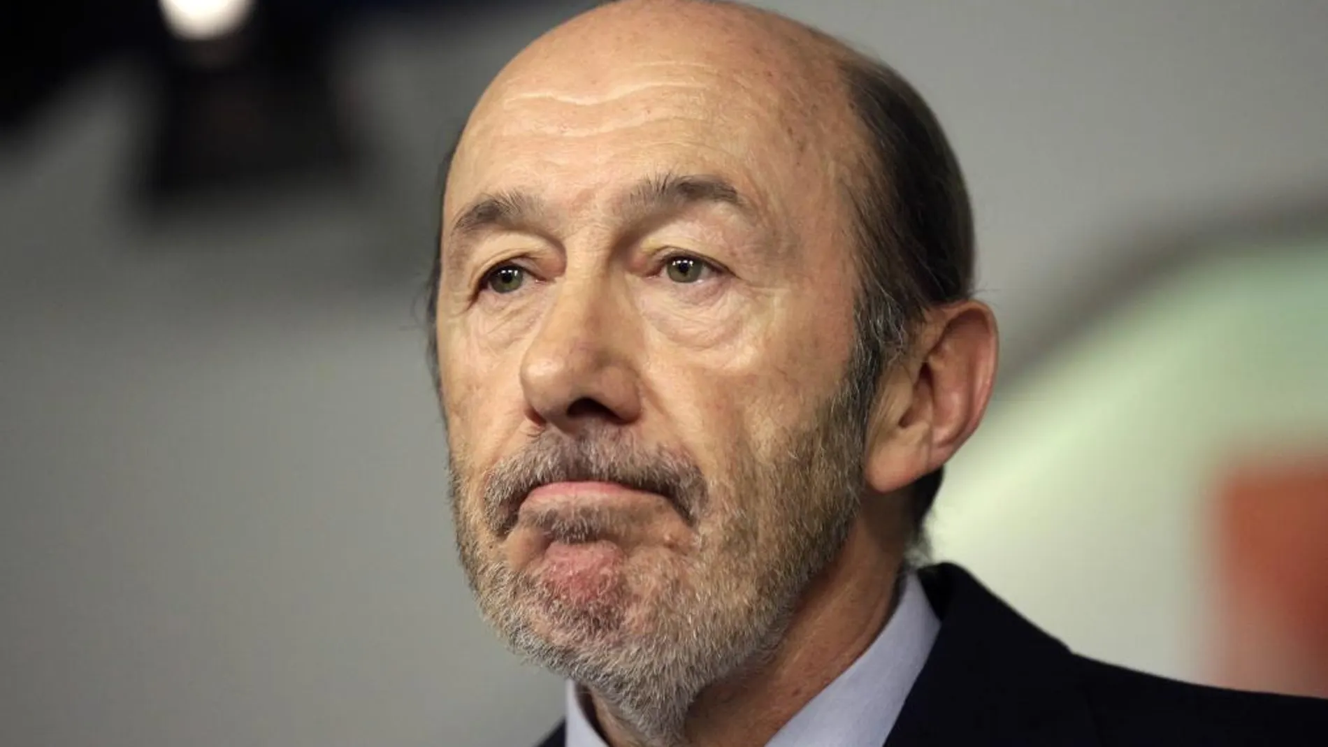 Rubalcaba, abierto a que los militantes del PSOE elijan a su sucesor