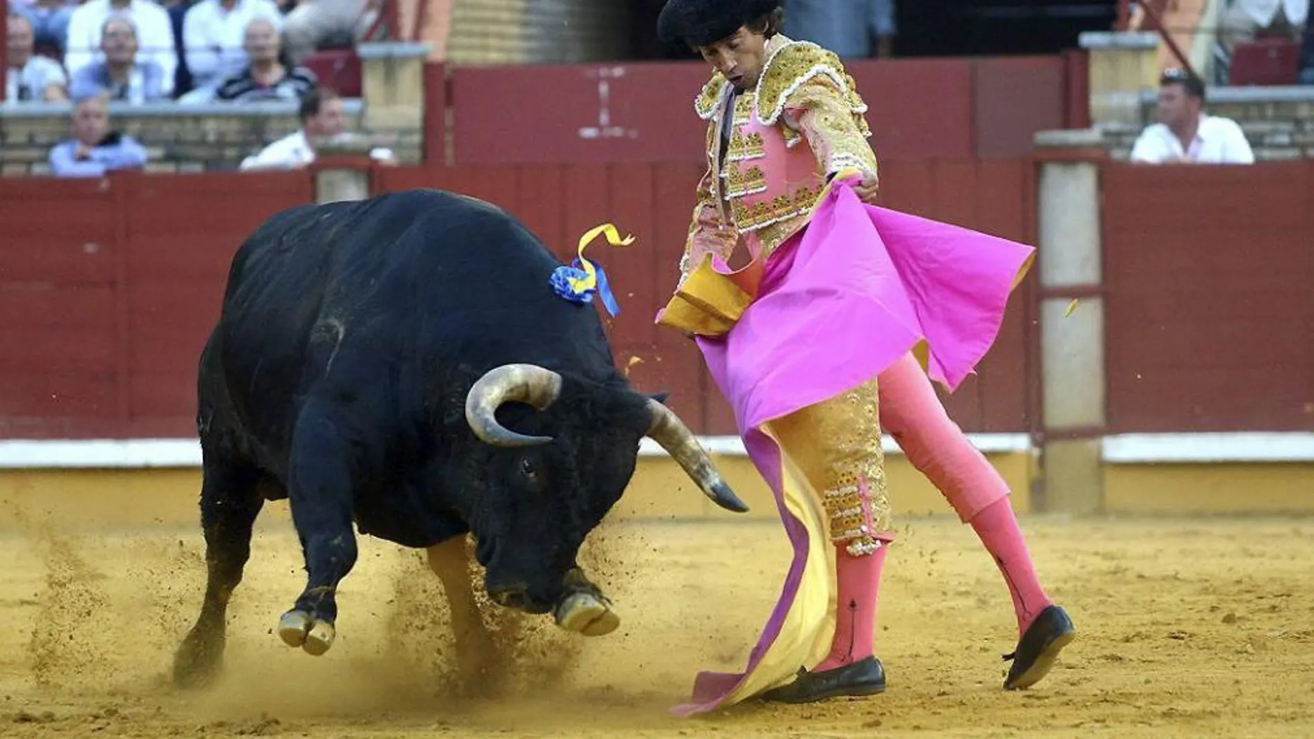 Currro Díaz en un momento de la corrida