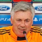 Carlo Ancelotti durante la rueda de prensa, previo al partido, en Lisboa.