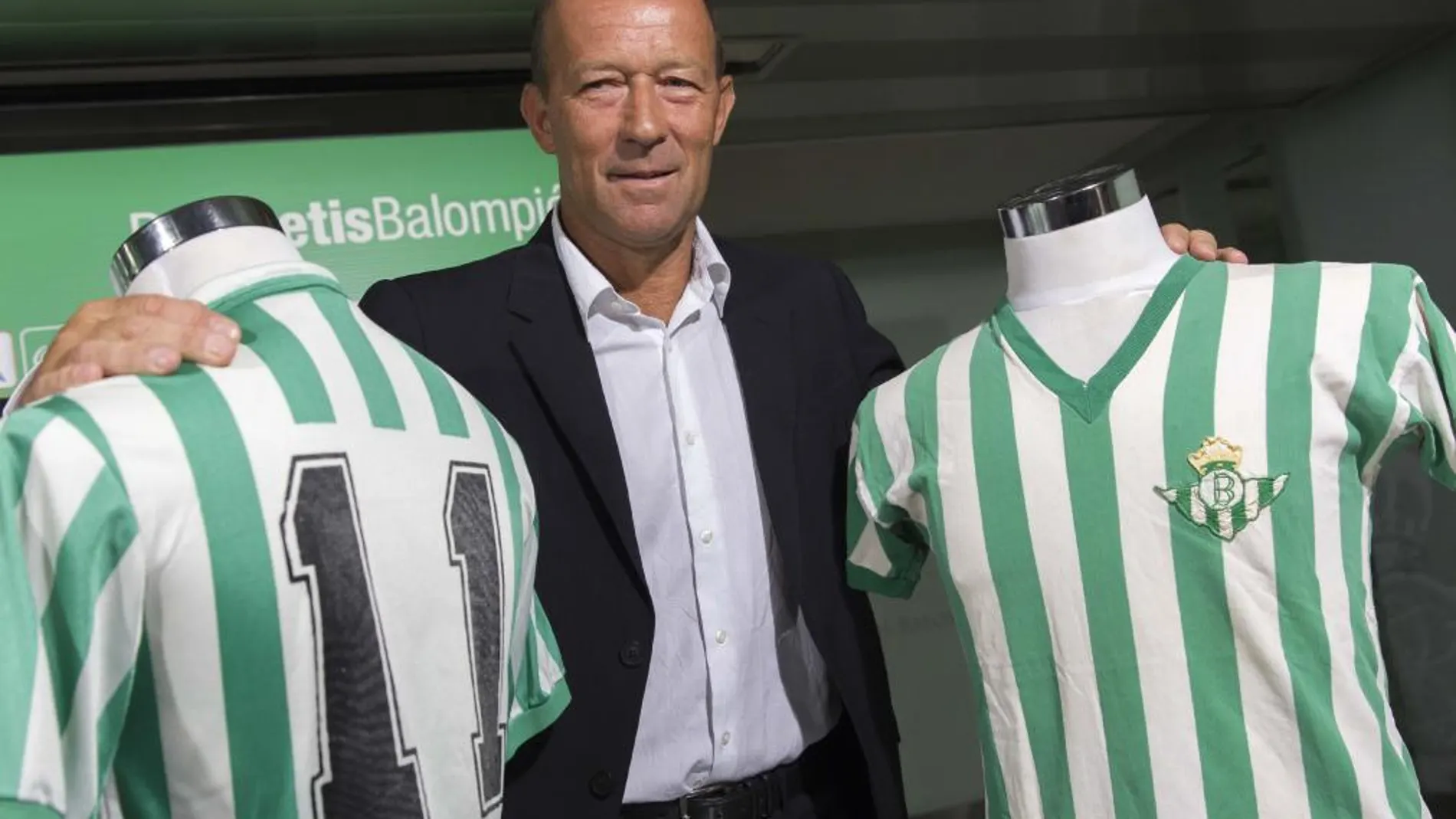 El ex entrenador del Real Betis, el argentino Gabriel Humberto Calderón, en una imagen de archivo