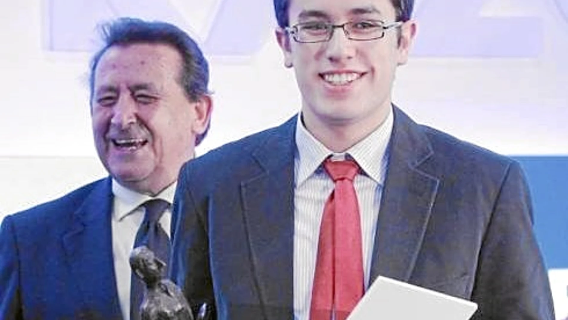 Óscar Rivero fue el ganador del Premio Ussía al Estudiante del Año en 2012
