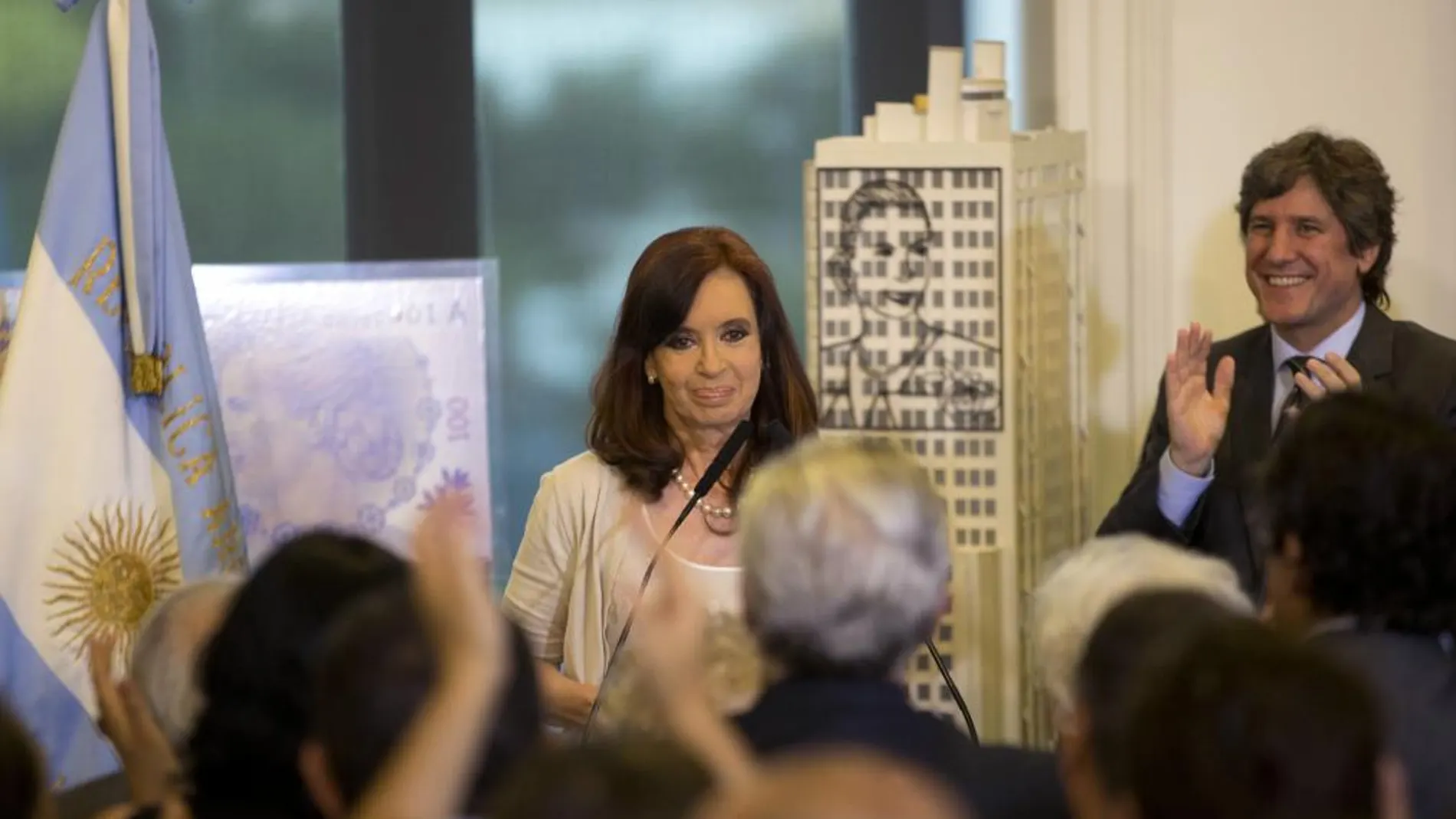 La presidenta de Argentina, Cristina Fernandez, junto al vicepresidente Amado Boudou, un un acto público el pasado 4 de febrero