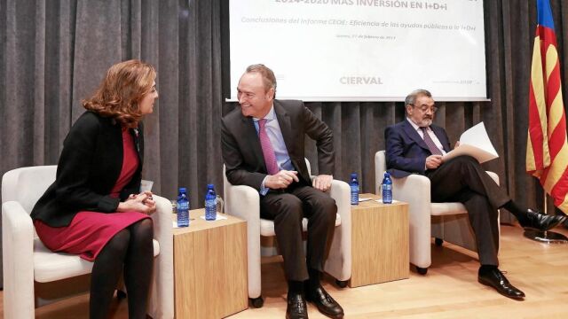 El presidente Alberto Fabra apostó ayer por adoptar medidas que contribuyan a generar estabilidad y reducir la vulnerabilidad de la economía valenciana.