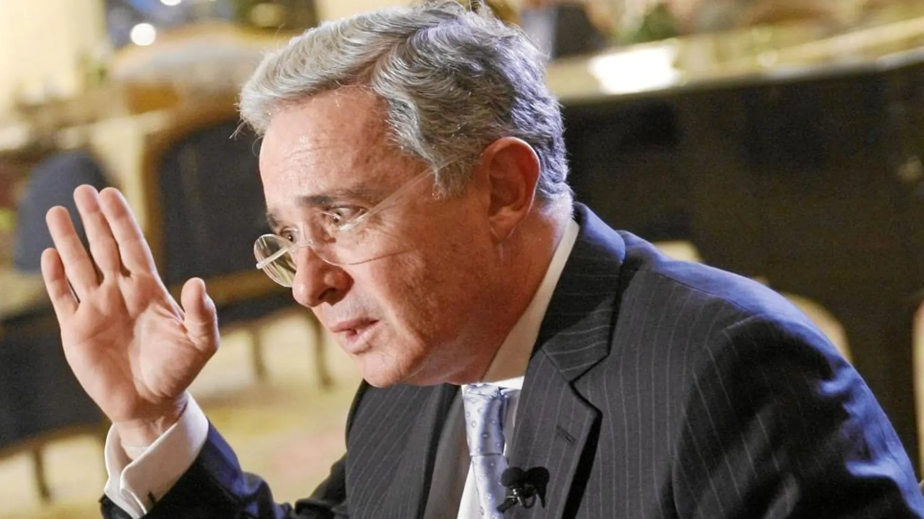 El ex presidente de Colombia y senador Álvaro Uribe