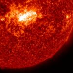 El Sol emite una llamarada solar que podría afectar a las comunicaciones