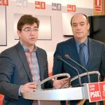 Juan José Zancada y Francisco Ramos atienden a la prensa, ayer en Valladolid