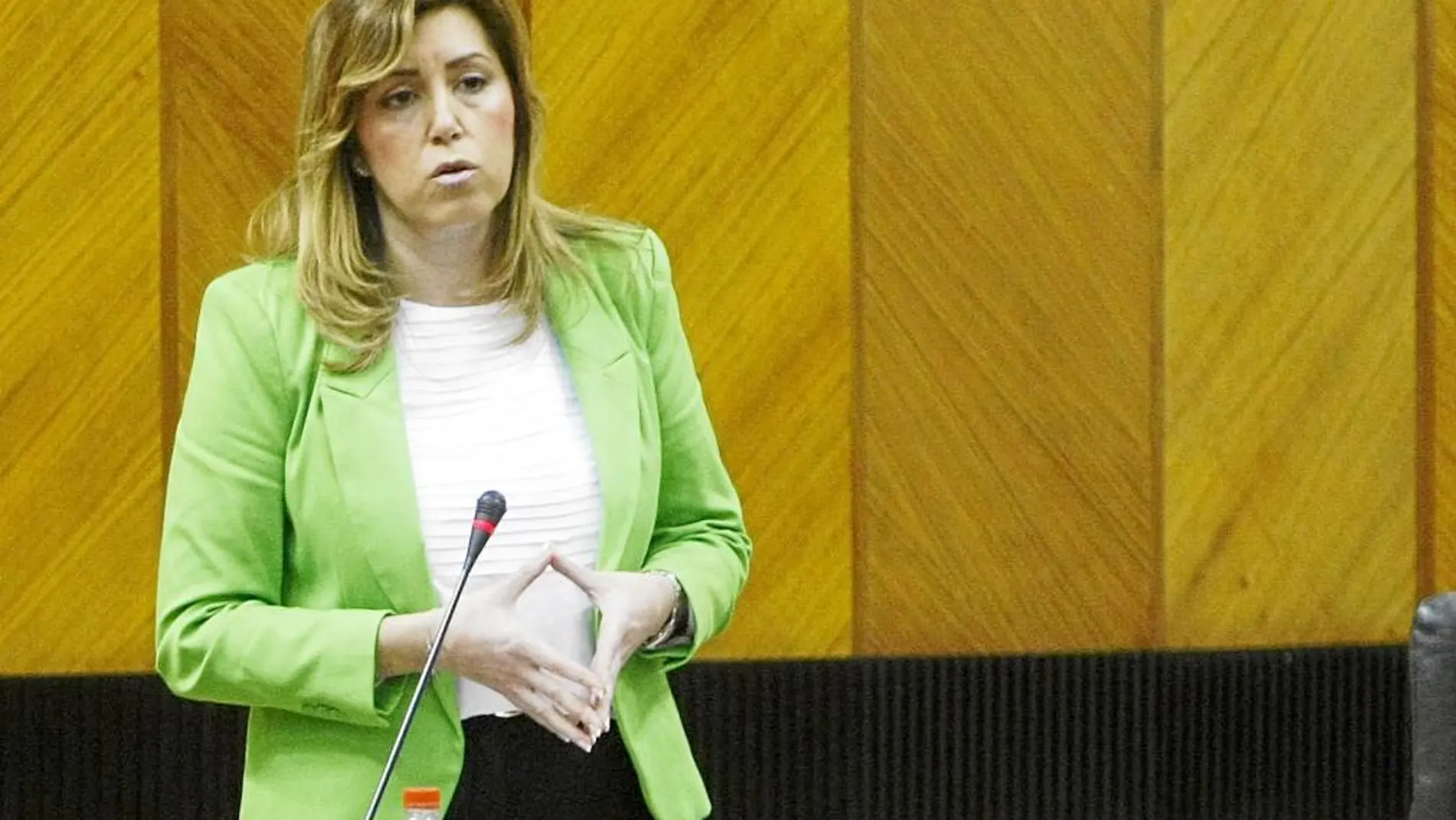 Susana Díaz ayer en la sesión de control al Gobierno