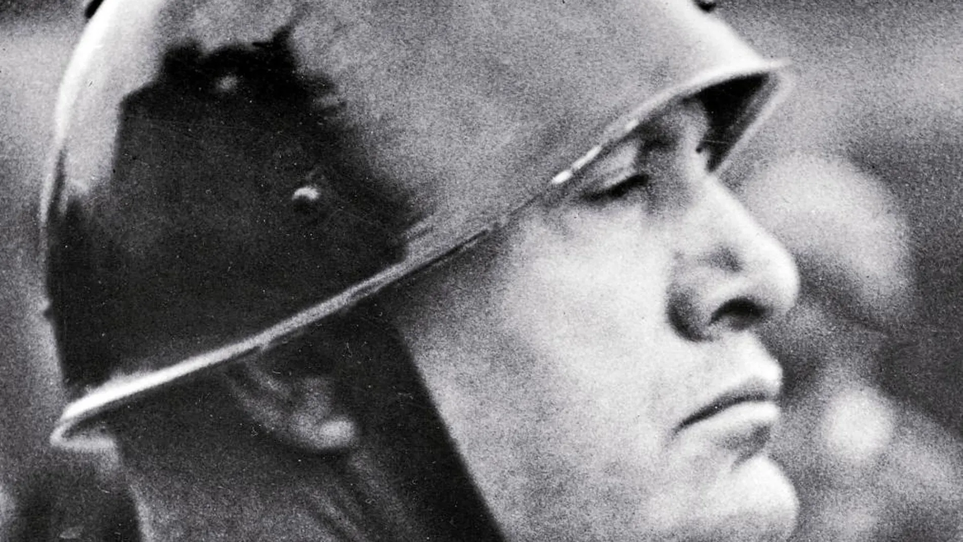 Benito Mussolini, en Roma en noviembre de 1937