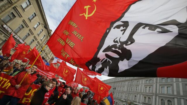 La imagen de Lenin continúa viva en Rusia al cumplirse el aniversario de su nacimiento
