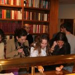 El Curso de Periodismo Taurino visita la biblioteca Briones