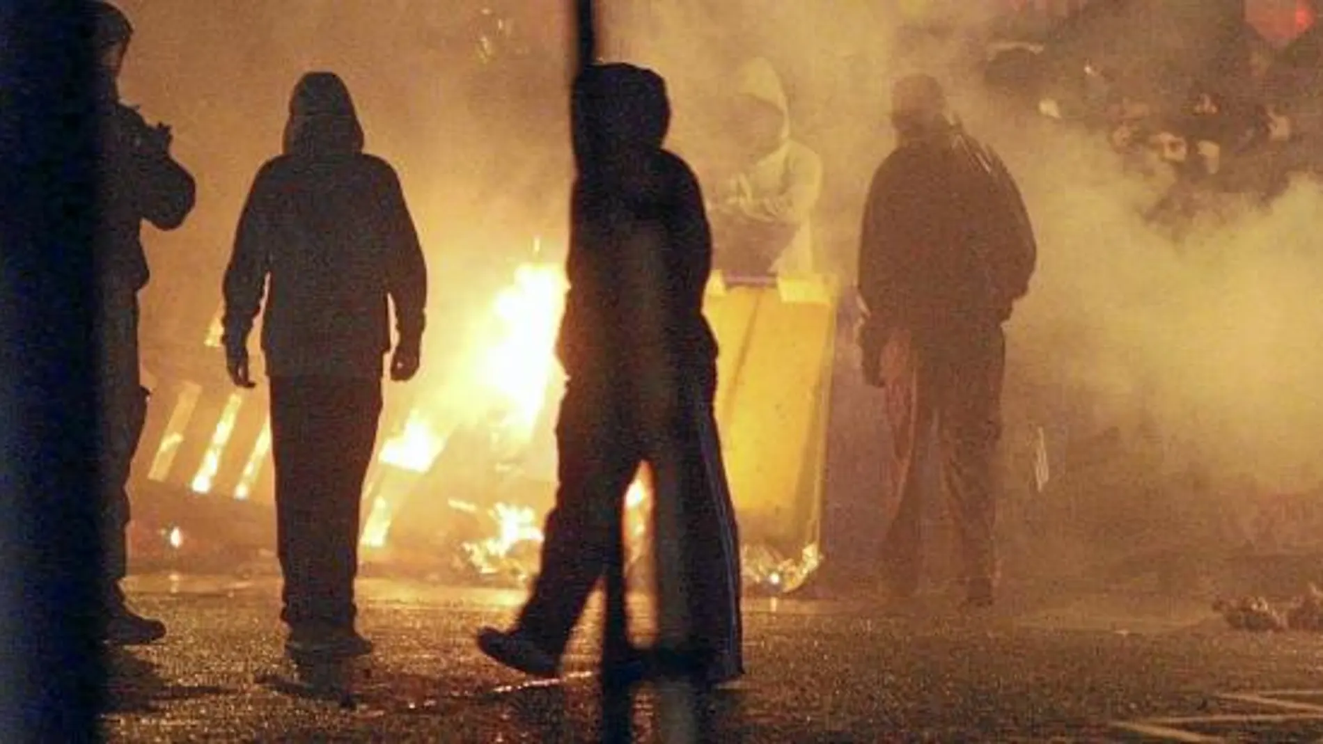 QUINTO DÍA DE DISTURBIOS. Es la peor oleada de incidentes registrada en Belfast en los últimos años