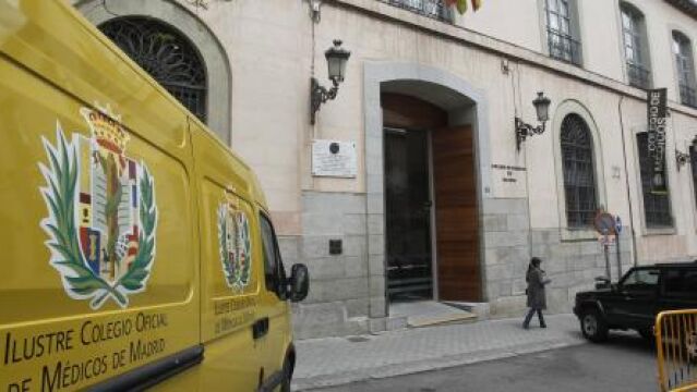 Fachada del Ilustre Colegio Oficial de Médicos de Madrid