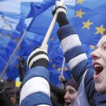 Los partidarios del sueño europeo volvieron ayer a protestar en Kiev