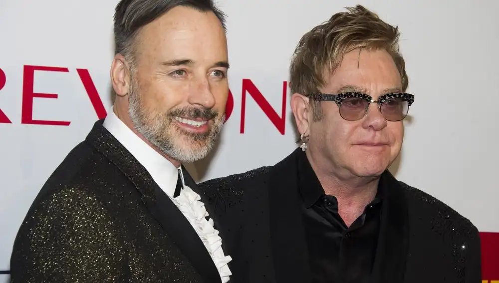 Elton John y su marido David Furnish