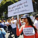 Operadores de agencias de turismo de Venezuela protestan en Caracas por el impago del Gobierno a las aerolíneas